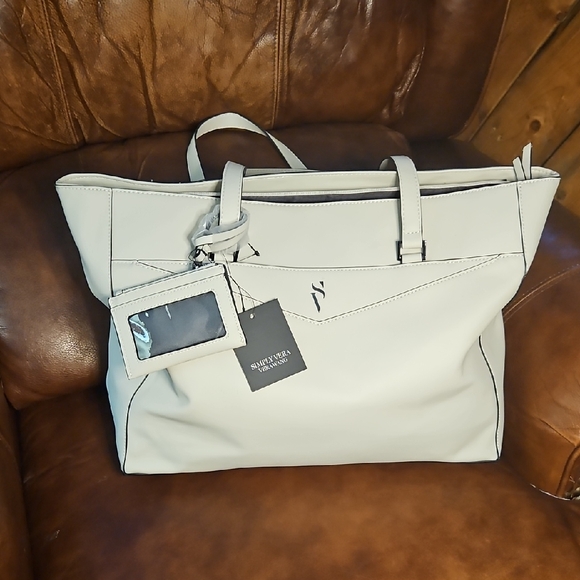 Simply Vera Vera Wang Handbags - NWT! Large Gorgeous Soft Pearl White Weekender or Work Tote w Wallet Simply Vera